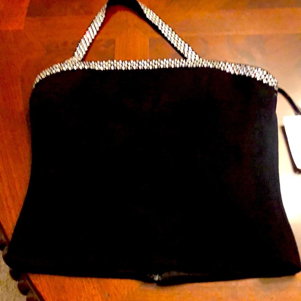 St. John crystal elegant top